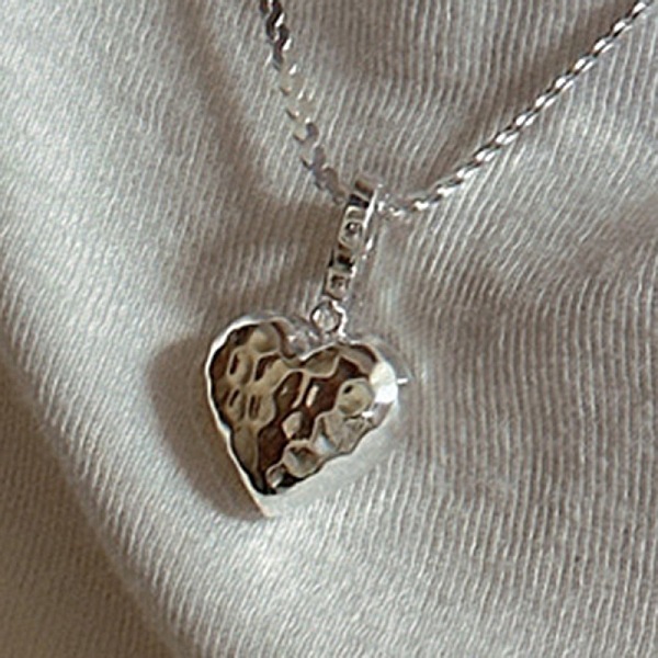 

PandaHall 925 Sterling Silver Pendants, Textured Heart Charms, Silver, 15mm Sterling Silver Heart