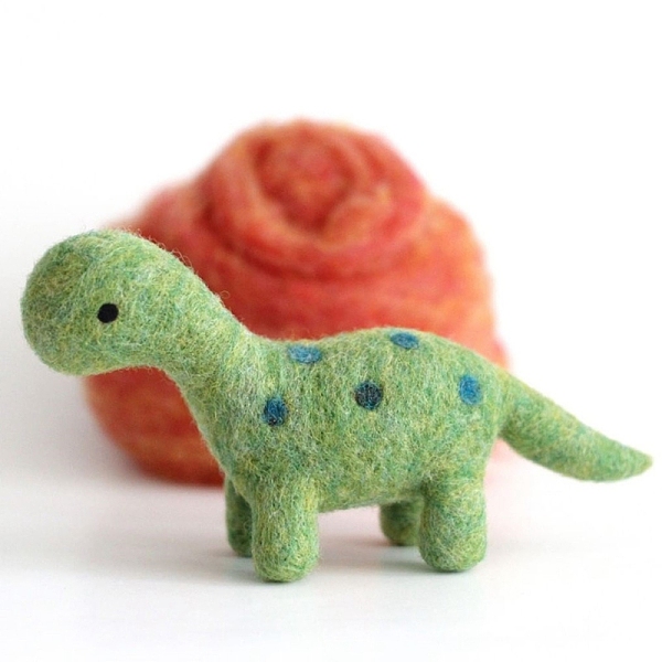 

PandaHall Cartoon Dinosaur Shape Needle Felting Starter Kit, with Needles & Phone Strap, Needle Felting Kit for Beginners Arts, Lime Green...