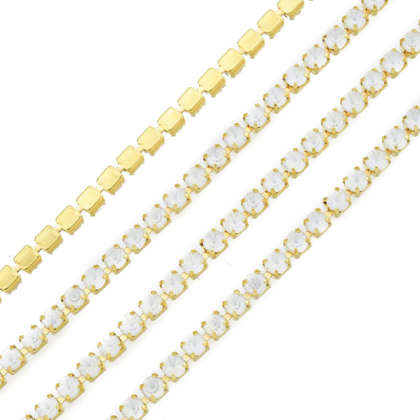 

PandaHall Brass Rhinestone Strass Chains, Rhinestone Cup Chain, Imitate Fluorescent Style, Raw(Unplated), White Opal, 2x2mm, about 23.62...