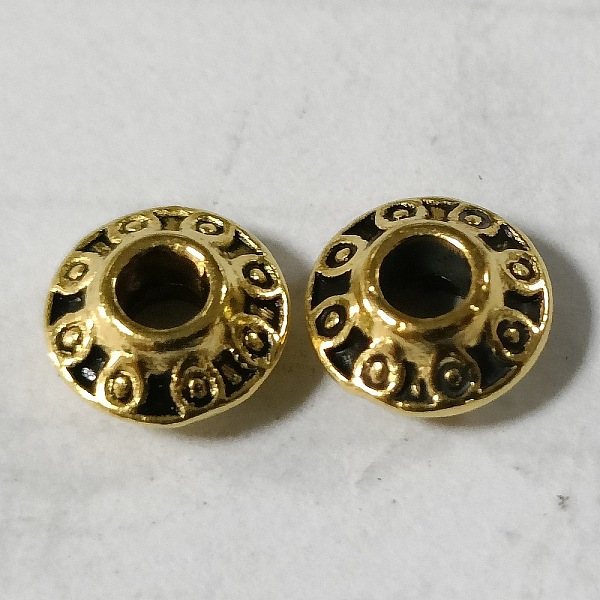 

PandaHall Tibetan Style Alloy Spacer Beads, Cadmium Free & Nickel Free & Lead Free, Bicon, Antique Golden, 6.5x3.5mm, Hole: 2mm Alloy Bicone