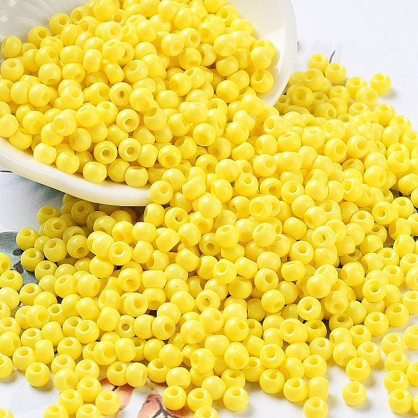 

PandaHall Baking Paint Glass Seed Beads, Round, Champagne Yellow, 4x3mm, Hole: 1.2mm, about 7650pcs/pound Glass