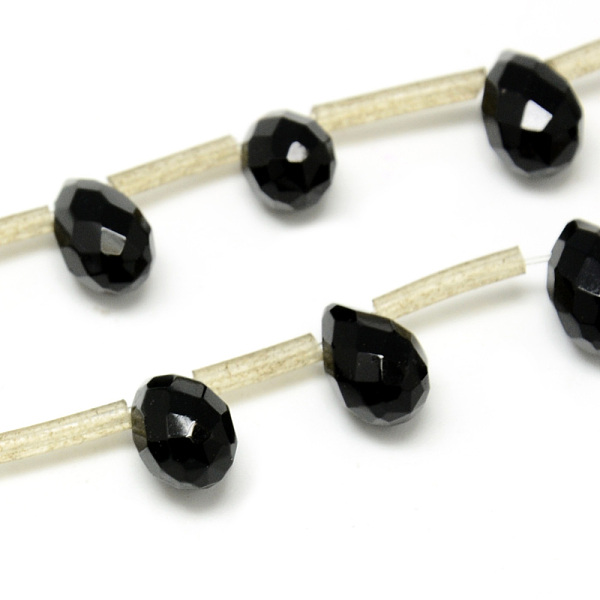 

PandaHall Natural Black Onyx Beads Strands, Top Drilled Beads, Dyed, Faceted, Teardrop, 11x7mm, Hole: 1mm, about 25pcs/strand, 16.34 inch...