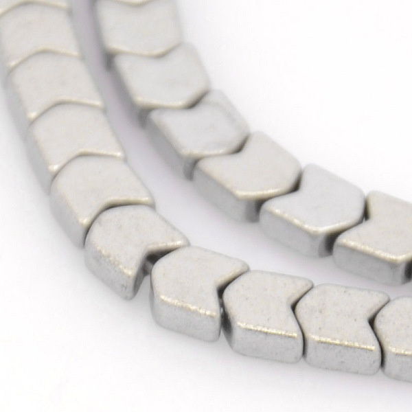 

PandaHall Electroplate Non-magnetic Synthetic Hematite Beads Strands, Arrows, Platinum Plated, 4x4x2mm, Hole: 1mm, about 125pcs/strand, 15.7...
