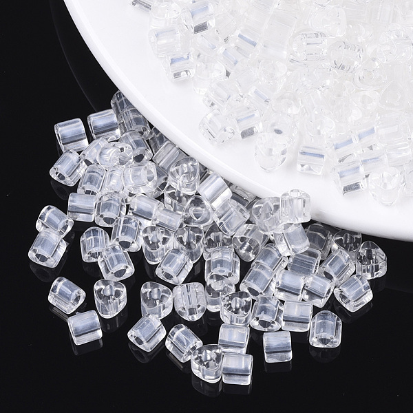 

PandaHall Transparent Glass Beads, Triangle, Triangle Hole, Clear, 6x7mm, Hole: 2.5x2.5mm, about 1100pcs/bag Glass Triangle Clear