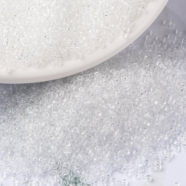 

PandaHall MIYUKI Round Rocailles Beads, Japanese Seed Beads, 15/0, (RR131) Transparent Crystal, 1.5mm, Hole: 0.7mm, about 5555pcs/10g Glass..., Clear
