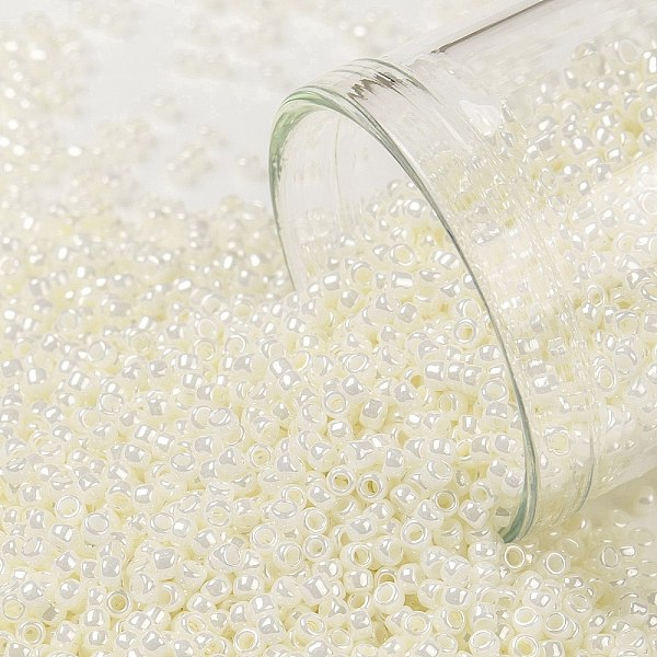 

PandaHall TOHO Round Seed Beads, Japanese Seed Beads, (122) Opaque Luster Navajo White, 15/0, 1.5mm, Hole: 0.7mm, about 3000pcs/10g Glass...
