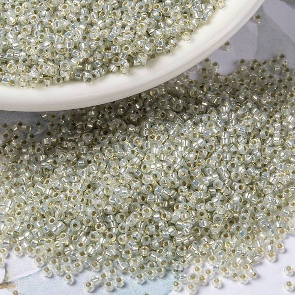 

PandaHall MIYUKI Round Rocailles Beads, Japanese Seed Beads, (RR2353) Silverlined Pale Lime Opal, 15/0, 1.5mm, Hole: 0.7mm, about..., Green
