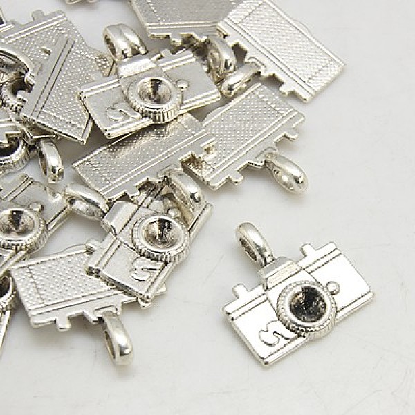 

PandaHall Tibetan Style Alloy Pendants, Cadmium Free & Nickel Free & Lead Free, Camera, Antique Silver, 22x20x4mm, Hole: 3mm Alloy Furniture...