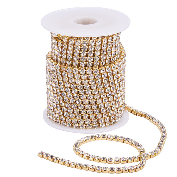 

PandaHall Brass Rhinestone Strass Chains, with Spool, Rhinestone Cup Chains, Raw(Unplated), Nickel Free, Crystal, 4mm, about 10yards/roll..., Clear