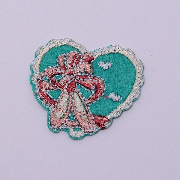 PandaHall Computerized Embroidery Cloth Iron on/Sew on Patches, Costume Accessories, Appliques, Heart, Green, 35x40x1.5mm Cloth Heart Green