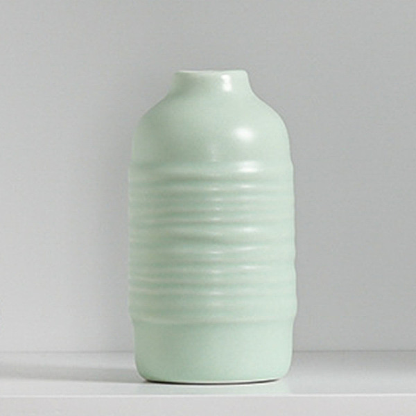 

PandaHall Mini Ceramic Floral Vases, Small Flower Bud Vases for Home Living Room Table, Wedding Centerpiece Decoration, Honeydew, 45x85mm..., Green