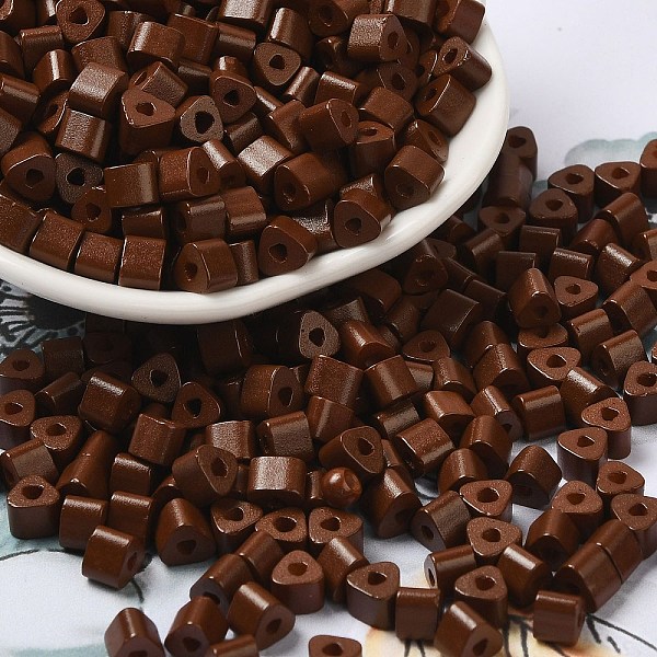 

PandaHall Baking Painted Glass Bead, Ceylon, Triangle Hole, Trangle, Saddle Brown, 5x5x4mm, Hole: 1.3mm, 3150pcs/pound Glass Triangle