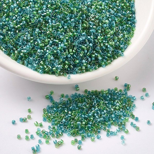 

PandaHall MIYUKI Delica Beads, Cylinder, Japanese Seed Beads, 11/0, (DB0984) Sparkling Lined Aqua Fresco Mix(Aqua Teal Green) , 1.3x1.6mm..., Cyan