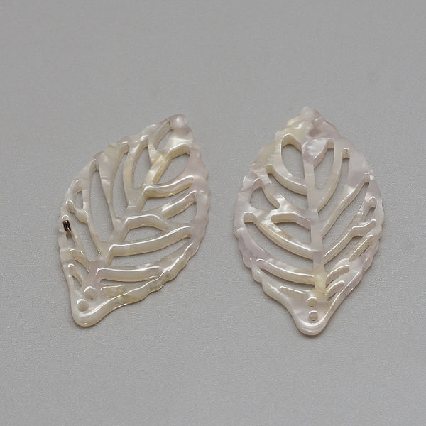 

PandaHall Cellulose Acetate(Resin) Pendants, Leaf, Misty Rose, 38.5x22x2.5mm, Hole: 1.5mm Cellulose Acetate Leaf Red