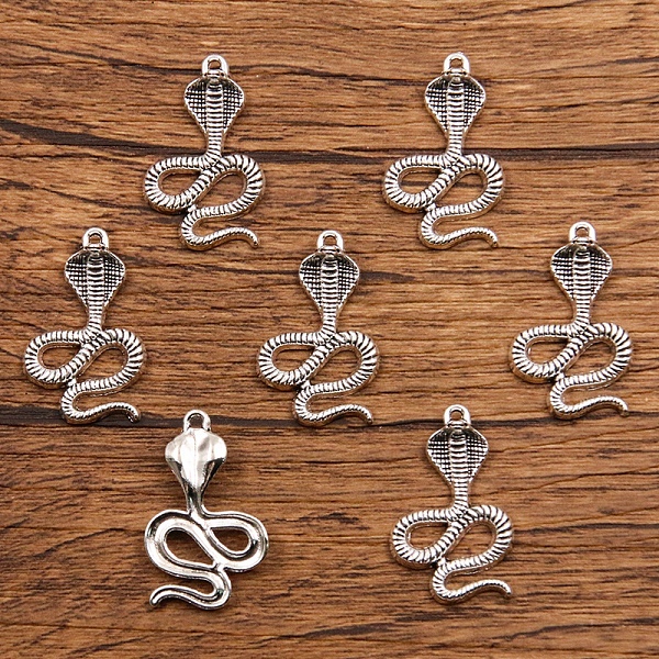 

PandaHall Tibetan Style Alloy Pendants, Antique Silver, Snake, 27x17mm Alloy Snake