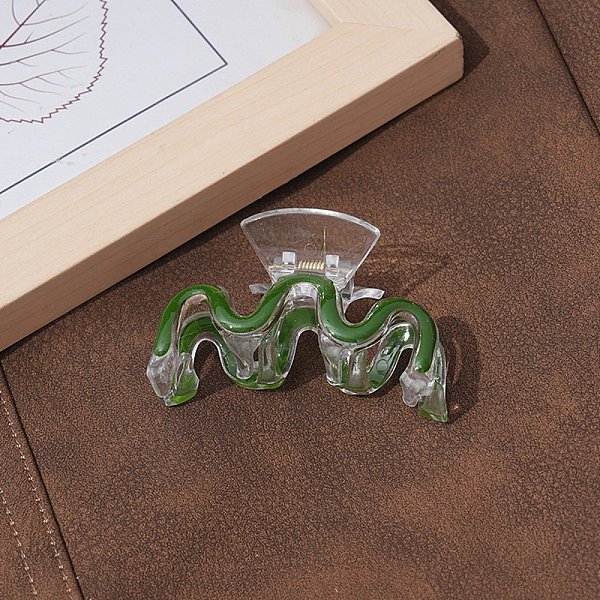 

PandaHall Letter M Plastic Enamel Claw Hair Clips, with Iron Clips, for Women Girls, Dark Green, 85~90mm Plastic Letter M