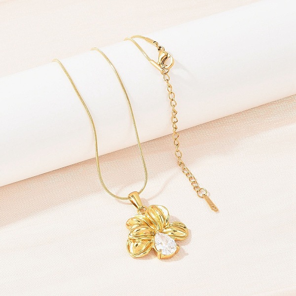 Colliers pendentifs en acier inoxydable 304 sertis de zirconiums cubiques transparents en forme de fleur