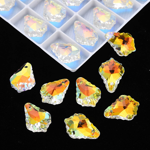 

PandaHall Electroplated Glass Pendants, Silver Plated Bottom, Faceted, Maple Leaf, Clear AB, 16x11.5x6mm, Hole: 1.2mm, about 36pcs/board..., White