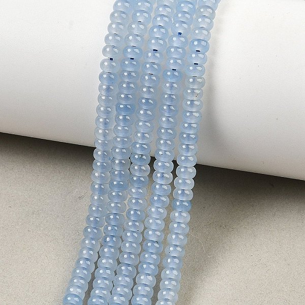 Naturels teints en blanc perles de jade brins
