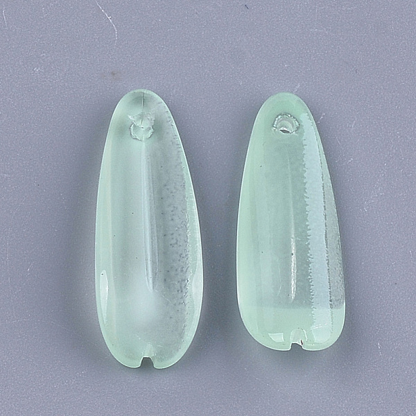 

PandaHall Transparent Spray Painted Glass Pendants, Petal, Light Green, 25x8.5~9x4.5mm, Hole: 1.4mm Glass Petaline Green