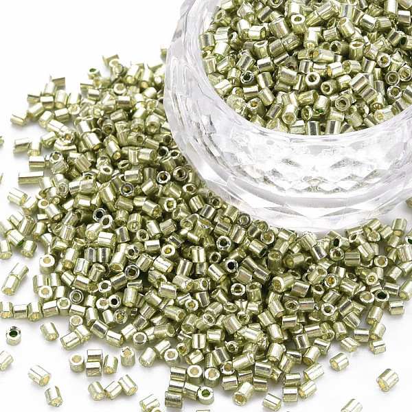 

PandaHall Glass Bugle Beads, Metallic Colours, Light Yellow, 2.5~3x2mm, Hole: 0.9mm, about 15000pcs/pound Glass