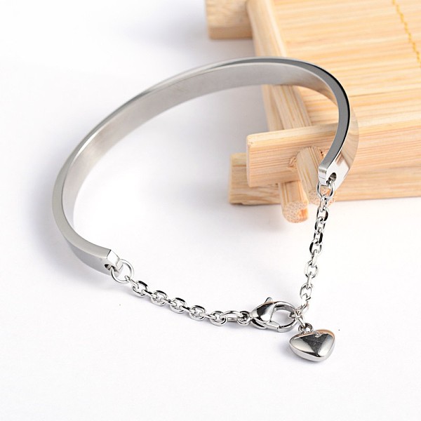 

PandaHall 304 Stainless Steel Bracelets, with Heart Charms and Extender Chain, Stainless Steel Color, 1-5/8 inchx2-1/4 inch(42x58mm) 304...