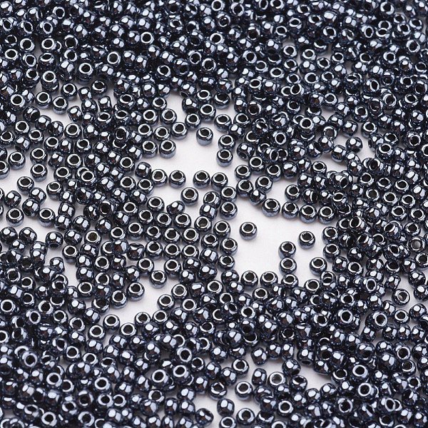 

PandaHall TOHO Japanese Seed Beads, Round, 11/0, (81) Metallic Hematite, 2x1.5mm, Hole: 0.5mm, about 42000pcs/pound Glass Gray