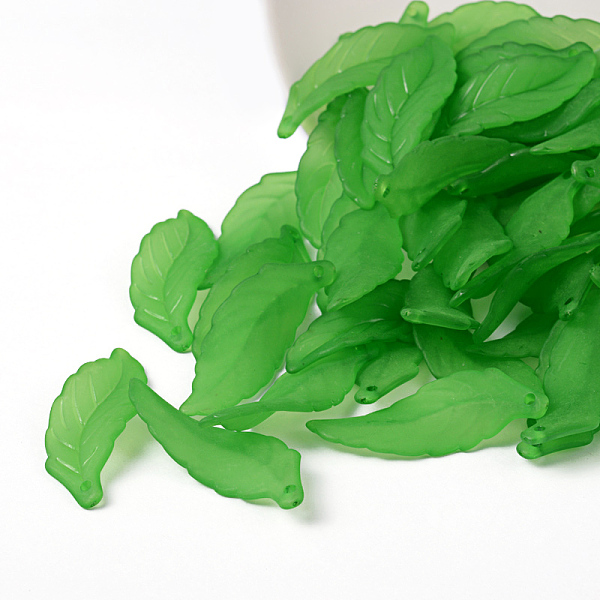 

PandaHall Green Transparent Frosted Acrylic Leaf Pendants for Chunky Necklace Jewelry, Size: about 38mm long, 14mm wide, 3mm thick, hole...