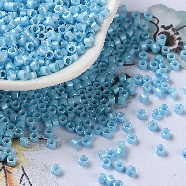 

PandaHall Baking Paint Glass Seed Beads, Cylinder, Light Sky Blue, 2.5x2mm, Hole: 1.4mm, about 5039pcs/50g Glass