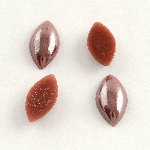 

PandaHall Pearlized Plated Opaque Glass Cabochons, Horse Eye, Sienna, 12x6x3mm Glass Horse Eye Brown