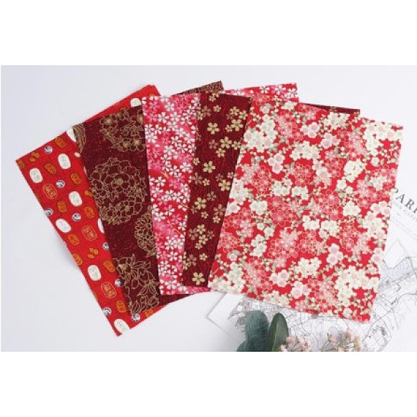 

PandaHall Cotton Craft Fabric, Bundle Rectangle Patchwork Lint Different Designs, for DIY Sewing Quilting Scrapbooking, with Japanese Zephyr..., Red