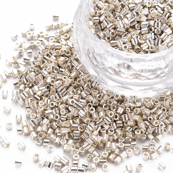 

PandaHall Glass Bugle Beads, Metallic Colours, Cornsilk, 2.5~3x2mm, Hole: 0.9mm, about 15000pcs/pound Glass Gold