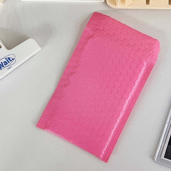 

PandaHall Plastic Film Package Bags, Bubble Mailer, Padded Envelopes, Rectangle, Hot Pink, 19x11cm Plastic Rectangle