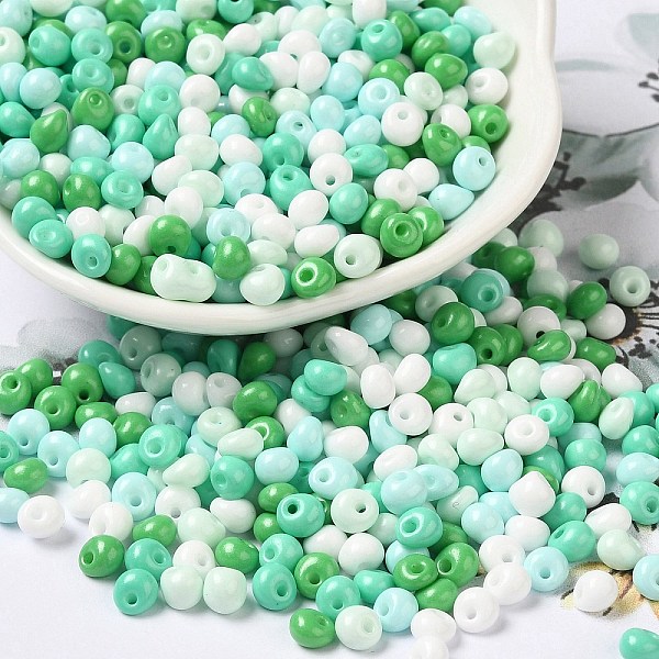 

PandaHall 6/0 Opaque Baking Paint Glass Seed Beads, Teardrop, Mixed Color, 4.5~5x4x3~3.5mm, Hole: 0.9mm, about 5625Pcs/Pound Glass Teardrop..., Multicolor