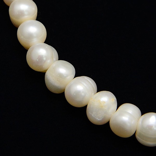 

PandaHall Natural Cultured Freshwater Pearl Beads Strands, Potato, Creamy White, 7~8mm, Hole: 0.8mm, about 51pcs/strand, 13.77 inch~14.17...