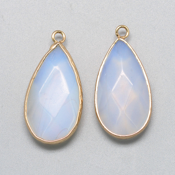 

PandaHall Opalite Pendants, with Golden Tone Brass Findings, Faceted, teardrop, Light Steel Blue, 32.5~33x16x6mm, Hole: 2.5mm Opalite...