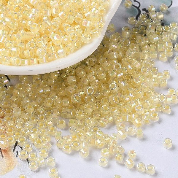 

PandaHall Glass Seed Beads, Opaque Colours Rainbow, Cylinder, Light Khaki, 2.5x2mm, Hole: 1.4mm Glass