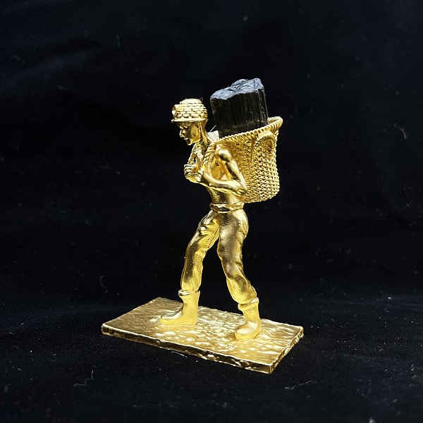 

PandaHall Alloy Miner Ornaments with Raw Natural Tourmaline, for Office Home Display Decorations, 52x75mm Tourmaline Human