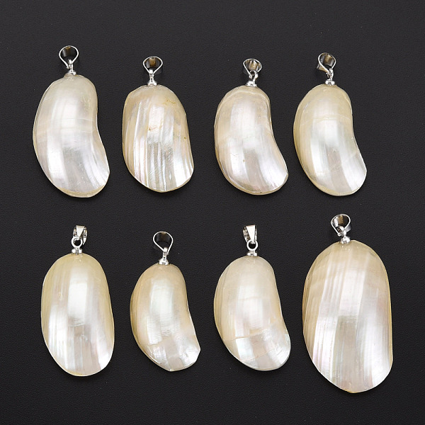 

PandaHall Shell Pendants, with Brass Findings, Irregular Oval, Platinum, 28~39x14~20x8.5~11mm, Hole: 4x4.5mm Other Sea Shell Oval White