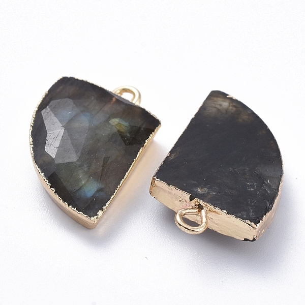 

PandaHall Natural Labradorite Pendants, with Brass Loop, Edge Golden Plated, Knife Shape, 20~20.5x13~14.5x4.5mm, Hole: 2mm Labradorite Tool