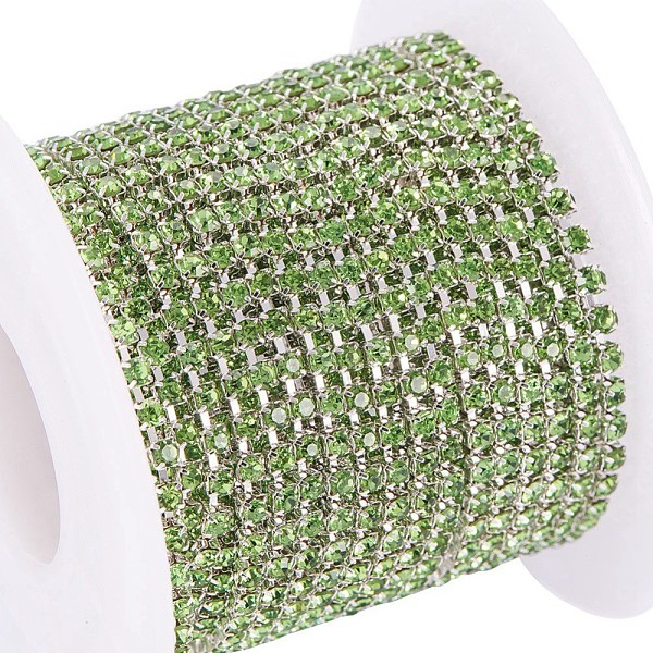 

PandaHall Brass Rhinestone Strass Chains, with Spool, Rhinestone Cup Chain, about 2880pcs Rhinestone/bundle, Grade A, Silver Color Plated...