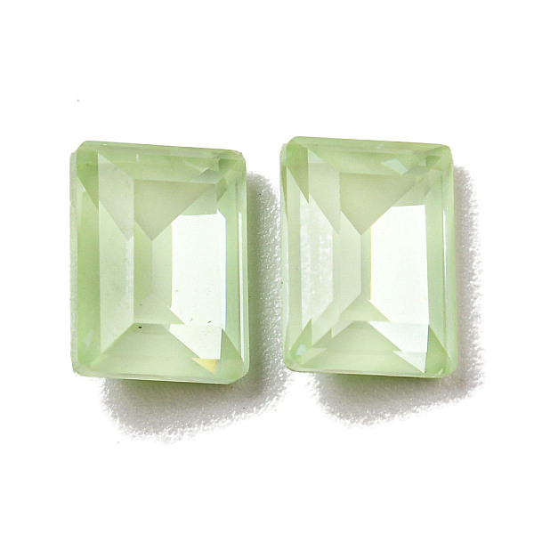 

PandaHall Glass Rhinestone Cabochons, Point Back & Back Plated, Faceted, Rectangle, Chrysolite, 8x6x4mm Glass Rhinestone Rectangle Green
