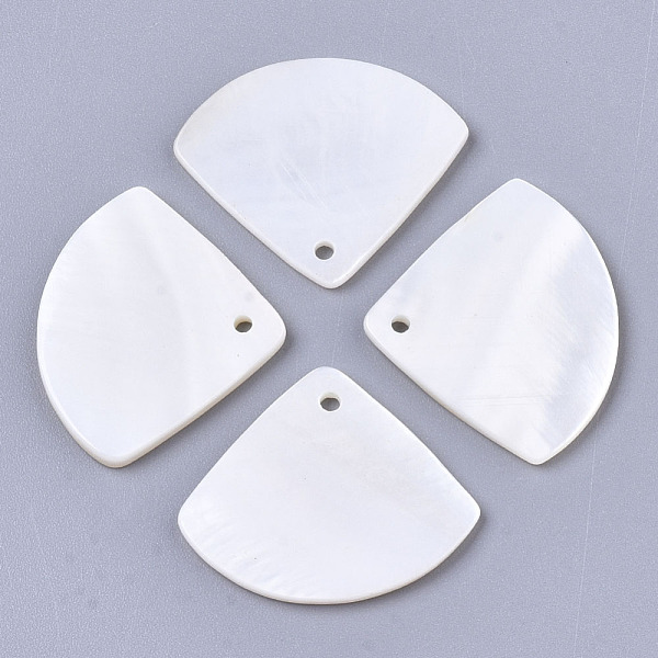 

PandaHall Natural Freshwater Shell Pendants, Fan, White, 19.5x23.5x2mm, Hole: 1.2mm Freshwater Shell Fan White