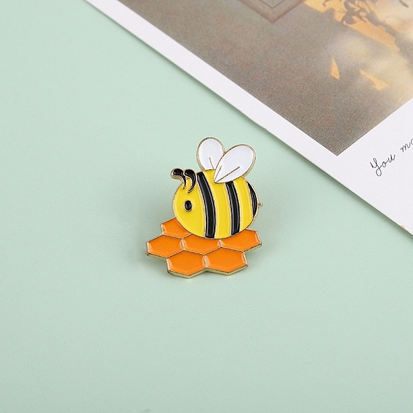 

PandaHall Enamel Pin, Alloy Brooch for Backpack Clothes, Bees, 30x27mm Alloy+Enamel Bees