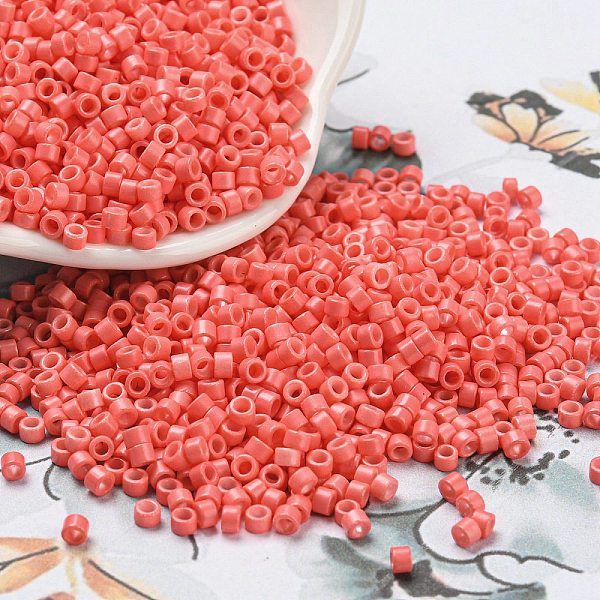 

PandaHall Baking Paint Glass Seed Beads, Cylinder, Salmon, 2.5x2mm, Hole: 1.4mm, about 45359pcs/pound Glass Red