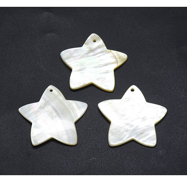 

PandaHall Shell Pendants, Star, 38~40x40~42x2~3mm, Hole: 2mm Shell Star