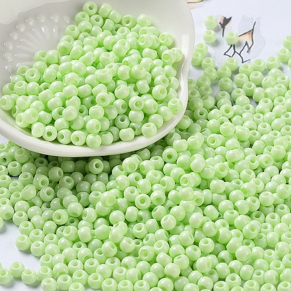 

PandaHall Baking Paint Glass Seed Beads, Round, Light Green, 4x3mm, Hole: 1.2mm, about 7650pcs/pound Glass
