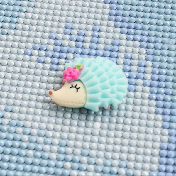 

PandaHall Hedgehog Plastic Diamond Painting Magnet Cover Holder, for DIY Diamond Painting Colored Art, Platinum, Light Sky Blue, 24x30x10mm...