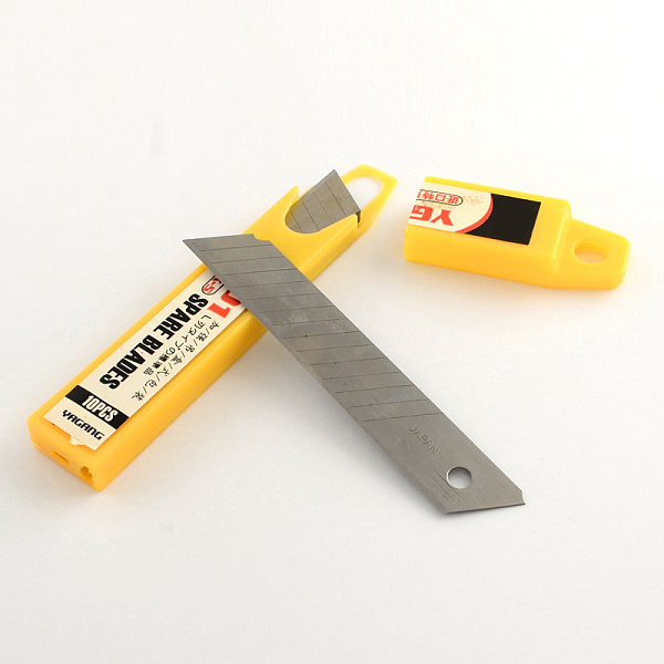 

PandaHall 60# Stainless Steel Utility Knives Bladee, Yellow, 130x18x0.5mm, 10pcs/box Stainless Steel Yellow