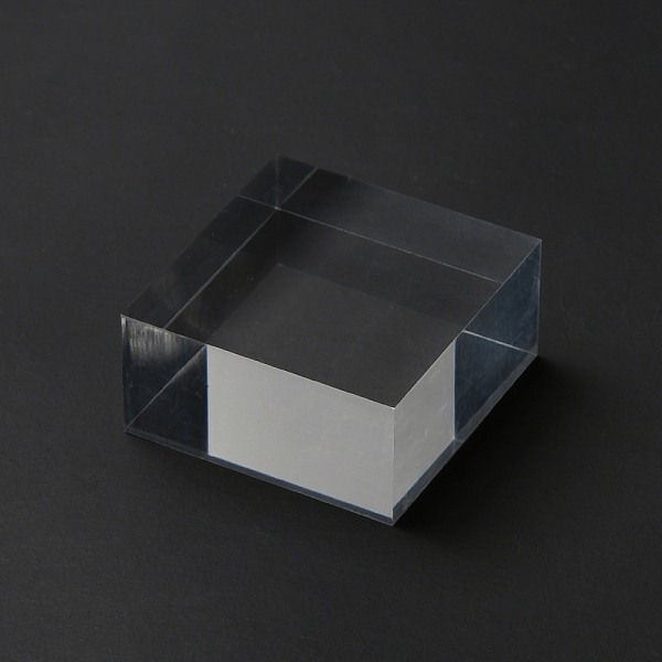 

PandaHall Square Transparent Acrylic Jewelry Display Pedestals, for Small Jewelry, Cosmetic Showing, Clear, 4x4x2cm Acrylic Square Clear